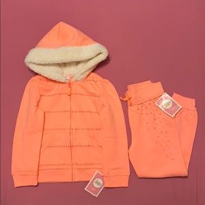 NEW Circo Peach Jogger Set